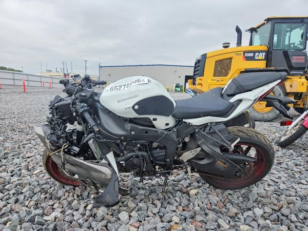 2025 KAWASAKI ZX636