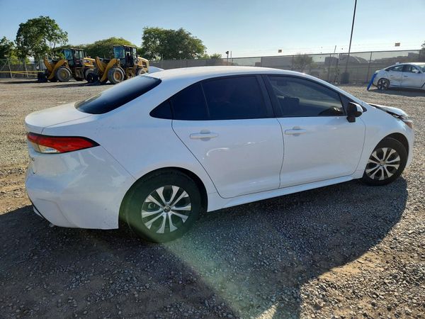 2022 TOYOTA COROLLA LE