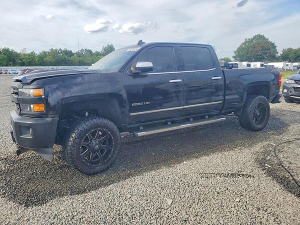 2019 CHEVROLET SILVERADO LTZ