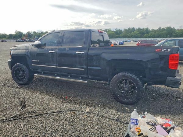 2019 CHEVROLET SILVERADO LTZ