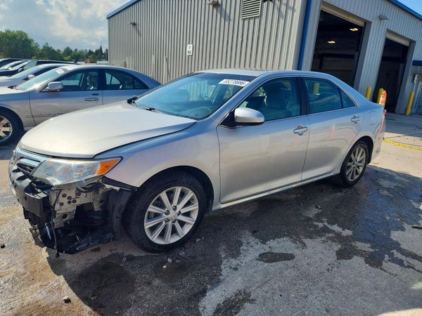 2012 TOYOTA CAMRY