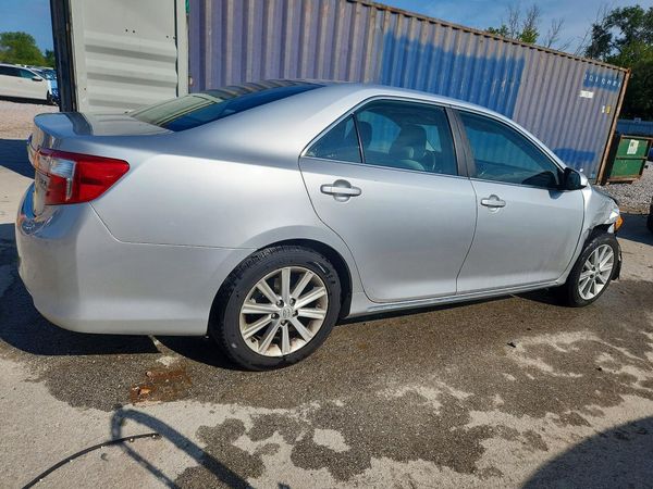 2012 TOYOTA CAMRY