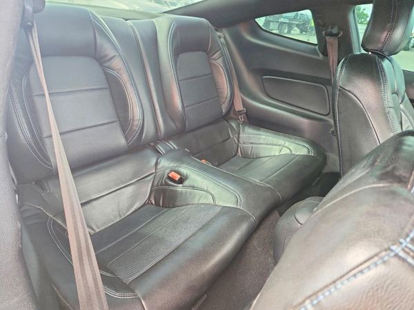 2019 FORD MUSTANG I4 Coupe