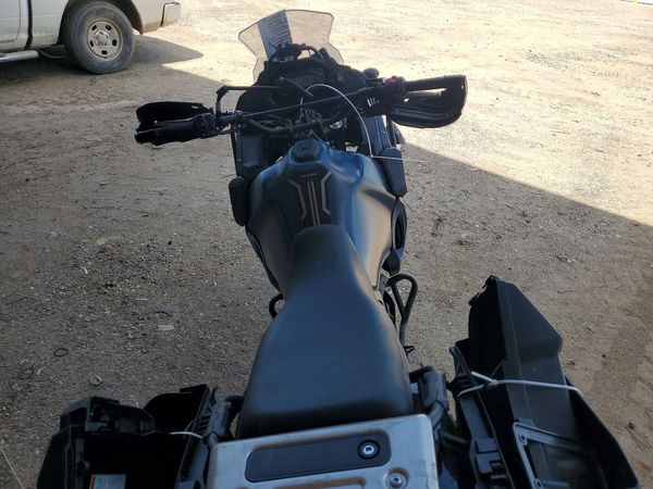 2025 KAWASAKI KL650