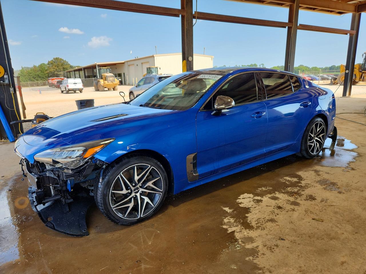 2022 KIA STINGER