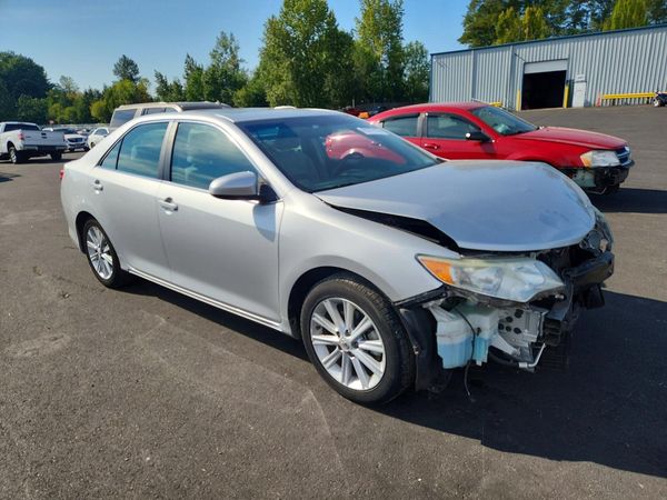 2013 TOYOTA CAMRY — Passenger 3/4