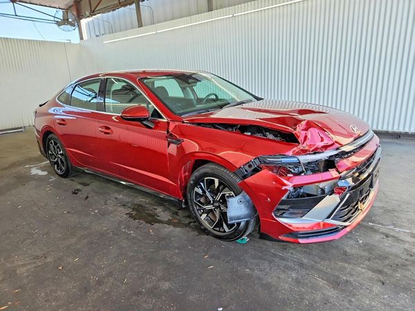 2025 HYUNDAI SONATA SEL — Passenger 3/4