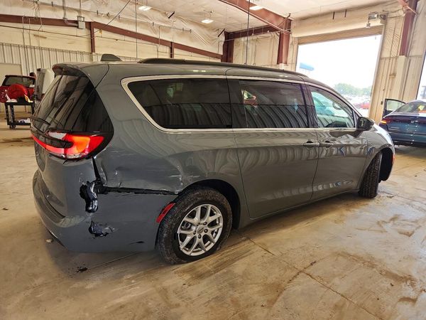 2022 CHRYSLER PACIFICA