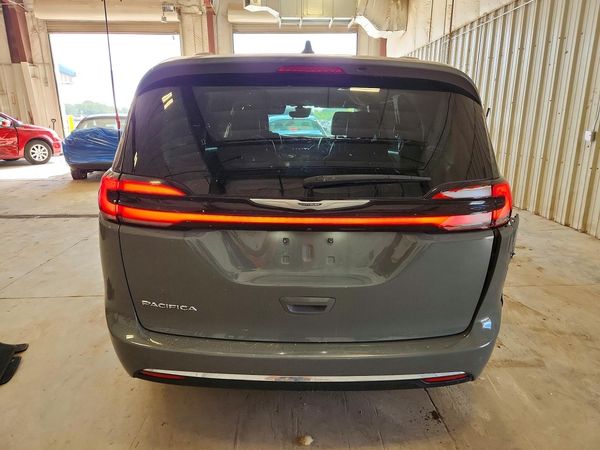 2022 CHRYSLER PACIFICA