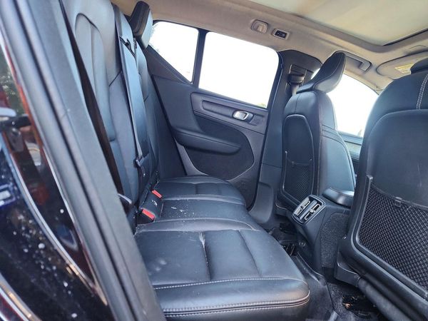 2019 VOLVO XC40 Inscription