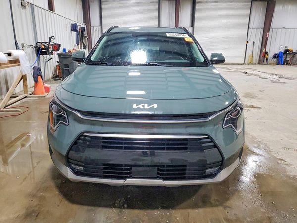 2023 KIA NIRO EX