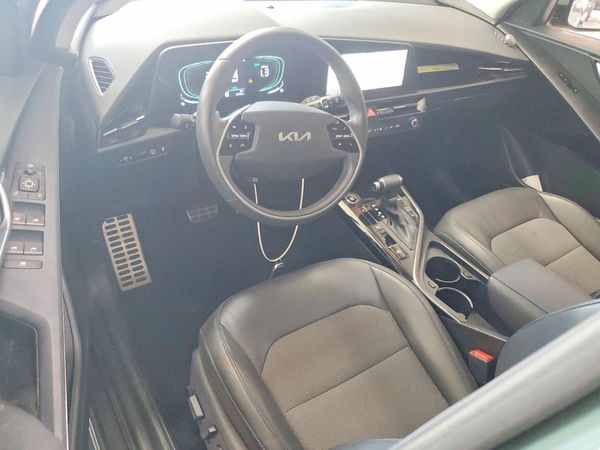 2023 KIA NIRO EX
