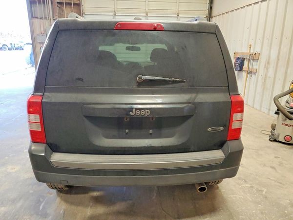 2016 JEEP PATRIOT SPORT FWD