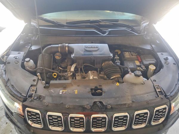 2025 JEEP COMPASS Limited — Engine bay