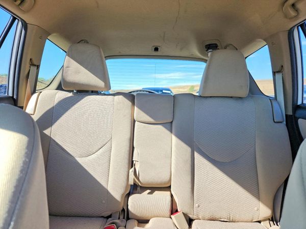 2012 TOYOTA RAV4 Standard