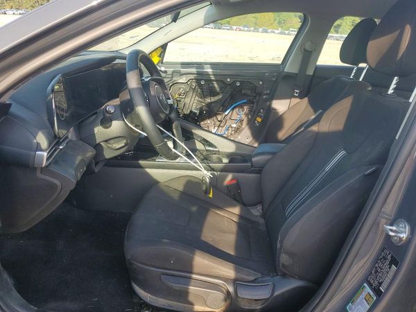 2023 HYUNDAI ELANTRA SEL — DENT
