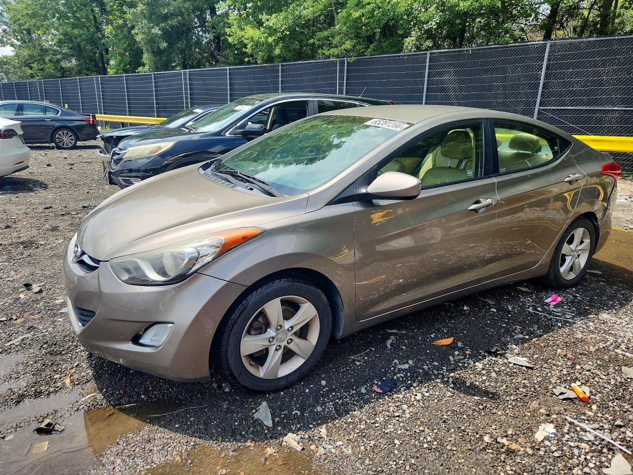 2013 HYUNDAI ELANTRA
