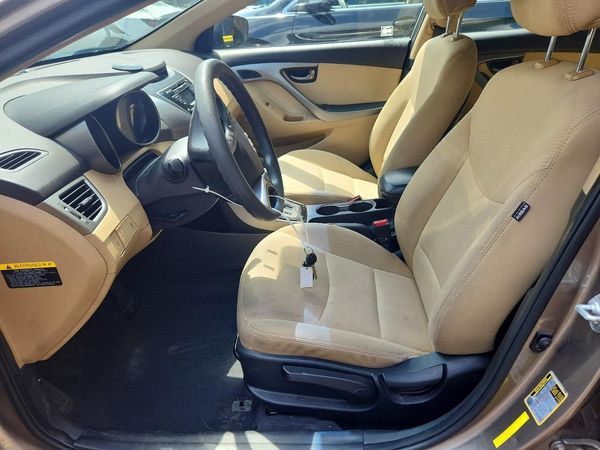 2013 HYUNDAI ELANTRA