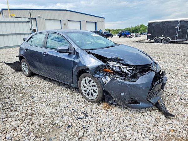 2018 TOYOTA COROLLA