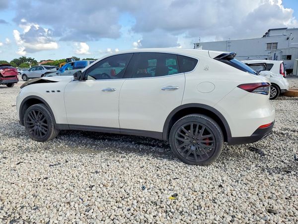 2018 MASERATI LEVANTE