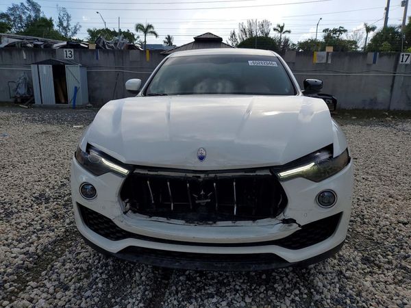 2018 MASERATI LEVANTE