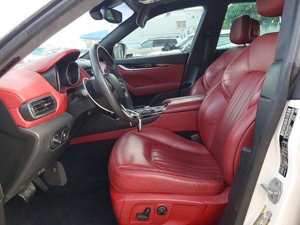 2018 MASERATI LEVANTE