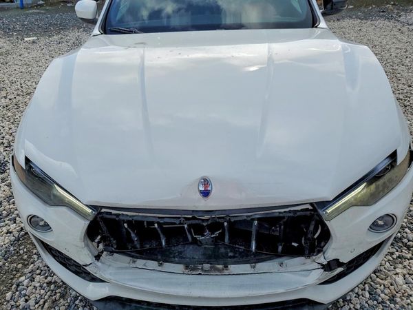 2018 MASERATI LEVANTE