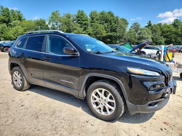 2016 JEEP CHEROKEE LATITUDE 4X4