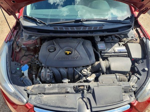 2016 HYUNDAI ELANTRA