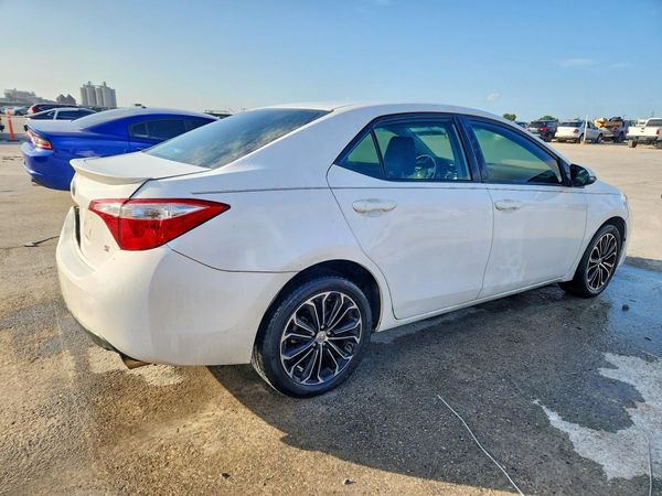 2015 TOYOTA COROLLA
