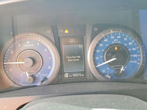 2017 TOYOTA SIENNA