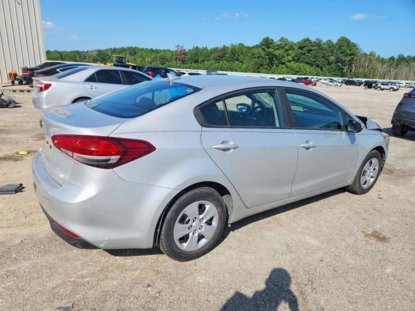 2018 KIA FORTE