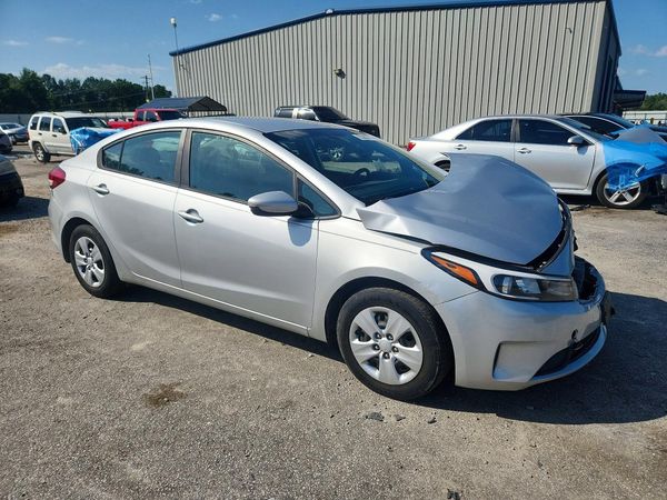 2018 KIA FORTE