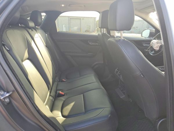 2017 JAGUAR F-PACE Premium