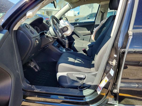 2017 VOLKSWAGEN TIGUAN S, Limited