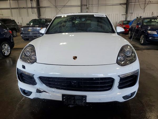 2017 PORSCHE CAYENNE E-Hybrid