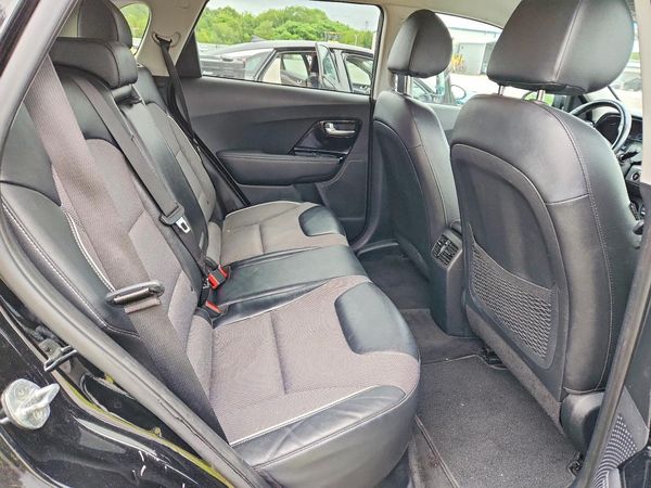 2022 KIA NIRO EV S, EX