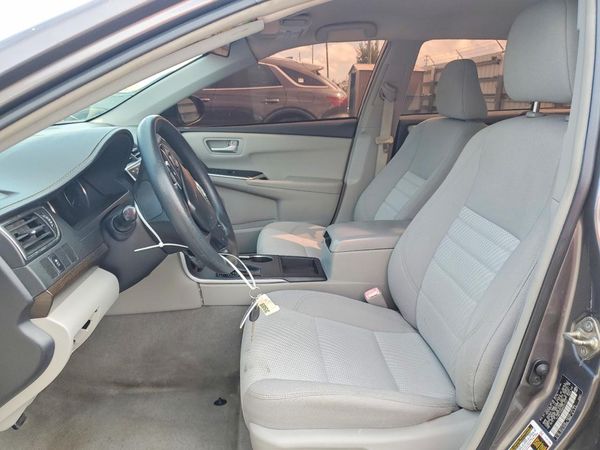 2016 TOYOTA CAMRY