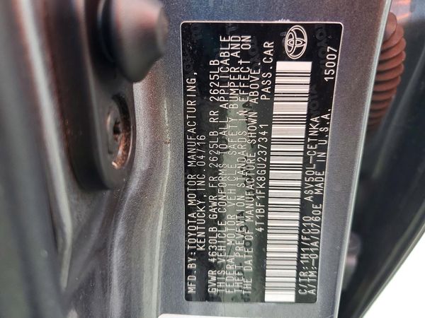 2016 TOYOTA CAMRY