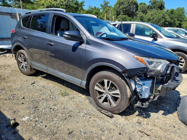 2018 TOYOTA RAV4 Adventure/XLE