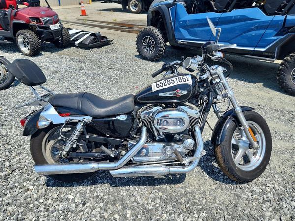 2012 HARLEY-DAVIDSON XL1200