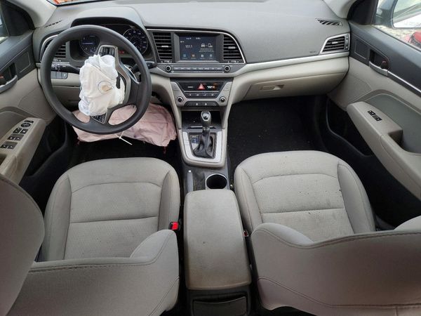 2017 HYUNDAI ELANTRA
