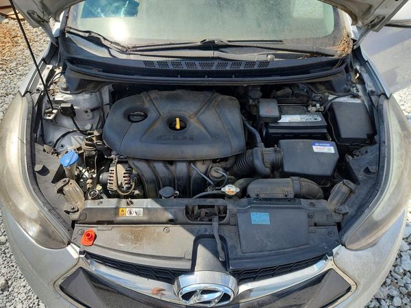 2014 HYUNDAI ELANTRA GLS(STD, Tech)