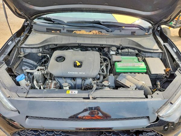 2018 HYUNDAI KONA SEL