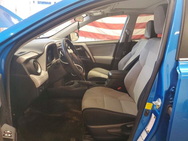 2016 TOYOTA RAV4 XLE (M Grade) — DENT
