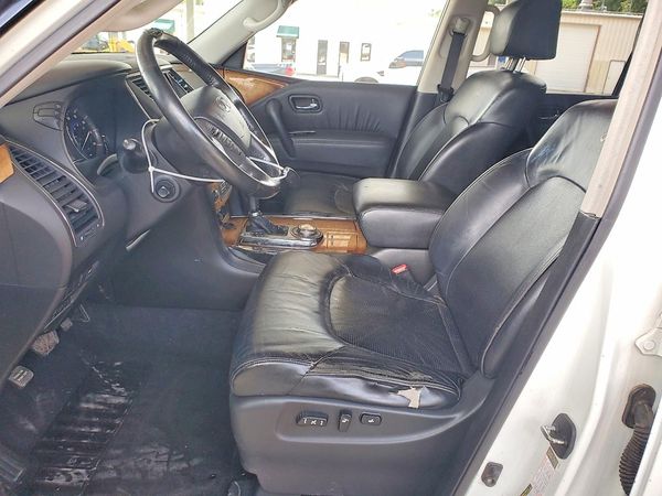 2012 INFINITI QX56 BASE