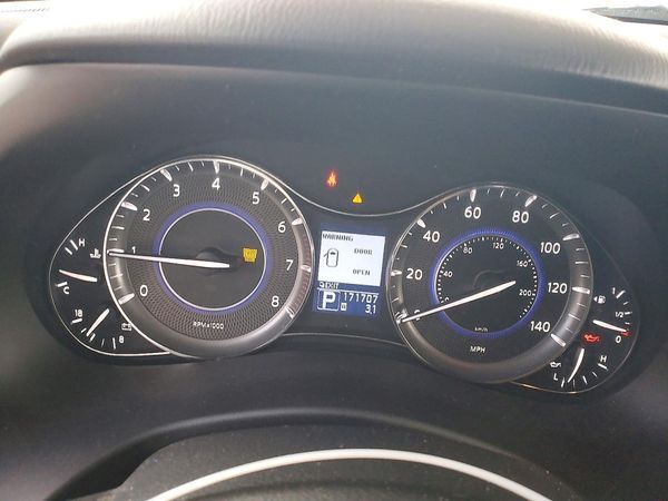 2012 INFINITI QX56 BASE