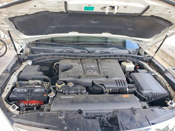 2012 INFINITI QX56 BASE