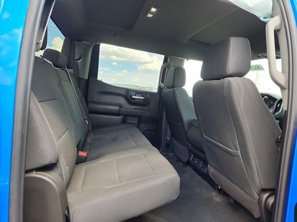 2025 CHEVROLET SILVERADO Custom