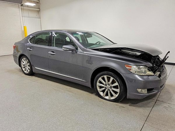 2012 LEXUS LS 460 — Passenger 3/4